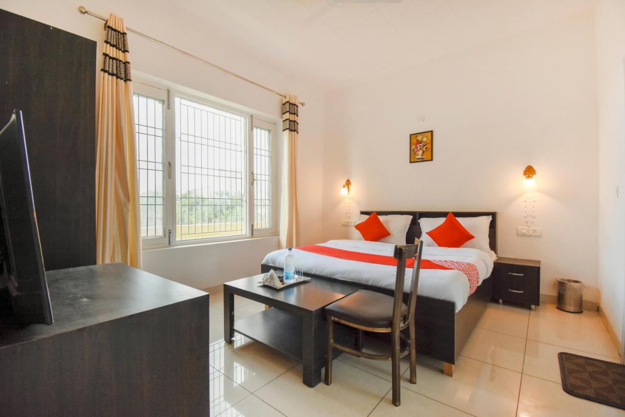 Oyo 75460 Sky High Residency Ludhiana Exterior foto