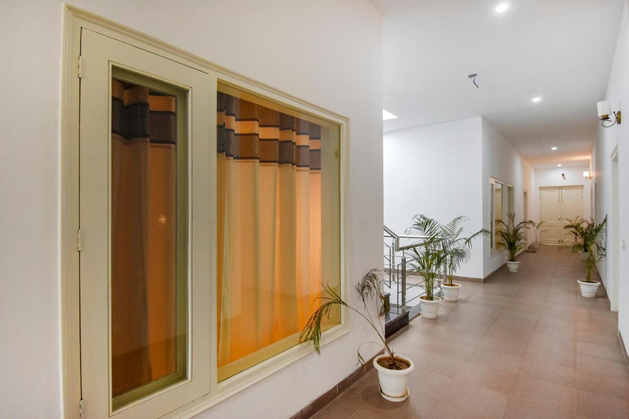 Oyo 75460 Sky High Residency Ludhiana Exterior foto