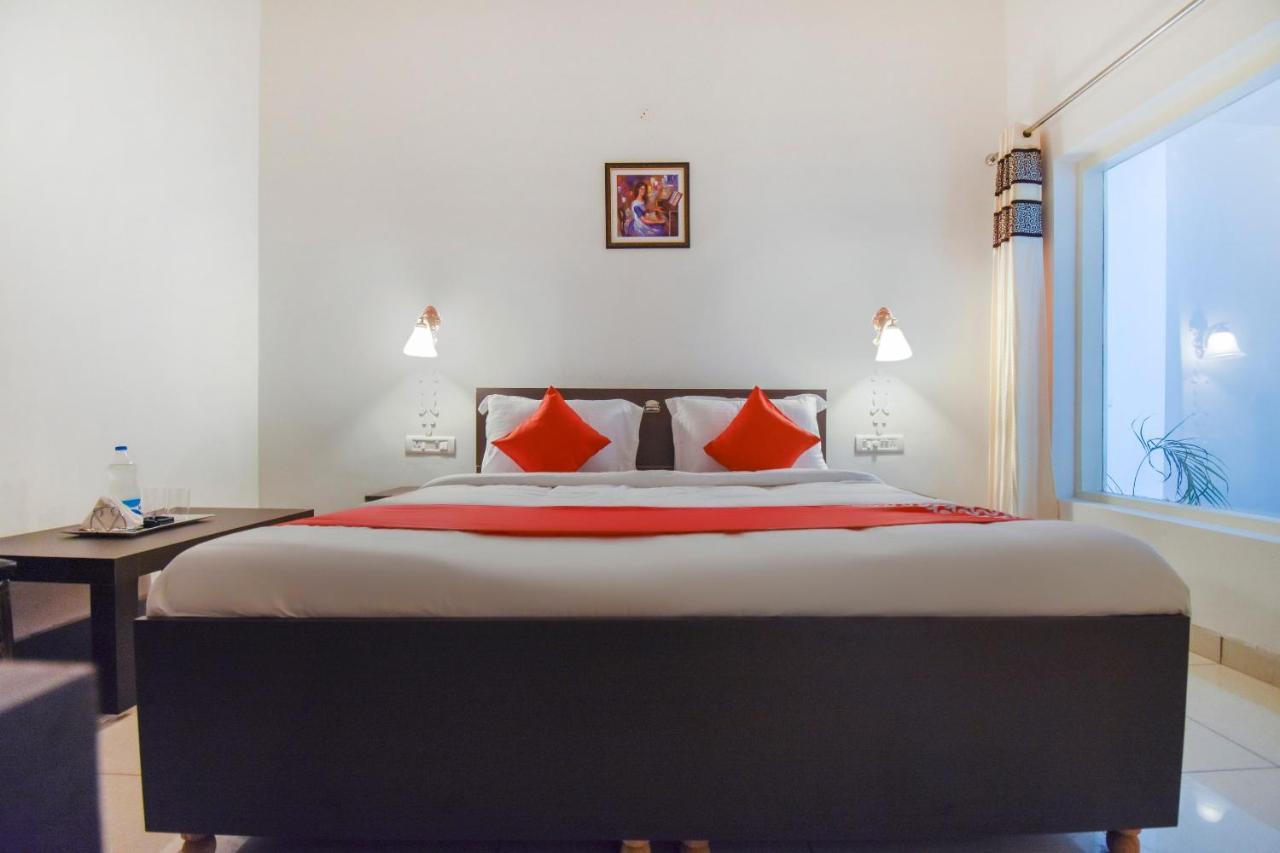 Oyo 75460 Sky High Residency Ludhiana Exterior foto